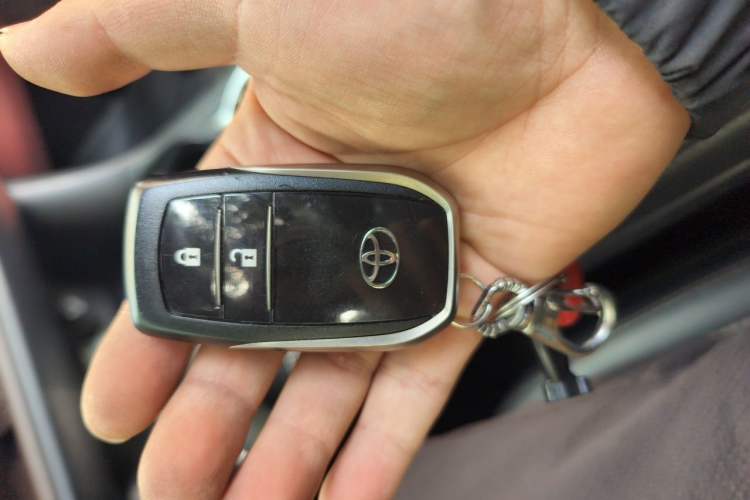 Used Toyota Highlander 2021 2.0T Four-Wheel Drive Luxury Edition 7 Seats Vehicle Key