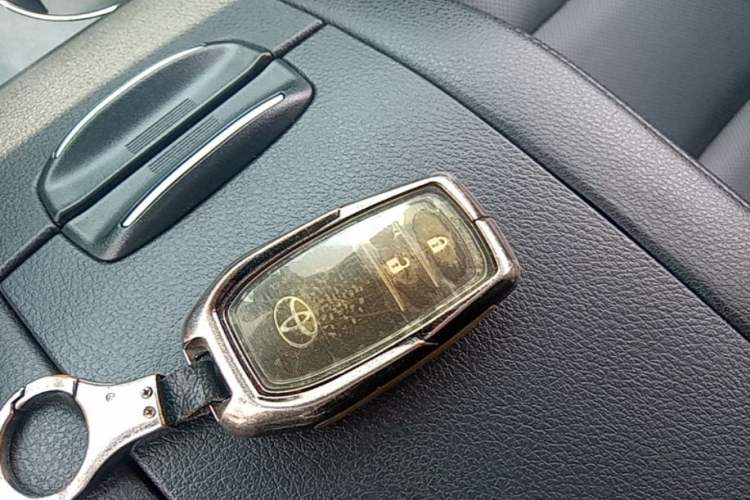 Used Toyota Highlander 2021 2.0T Four-Wheel Drive Luxury Edition 7 Seats Vehicle Key