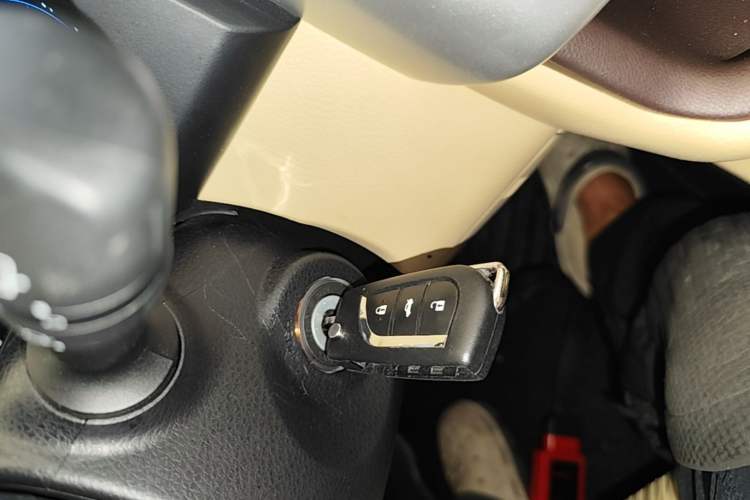 Used Toyota Highlander 2021 2.0T Two-Wheel Drive Elite Version 7-Seater Vehicle Key