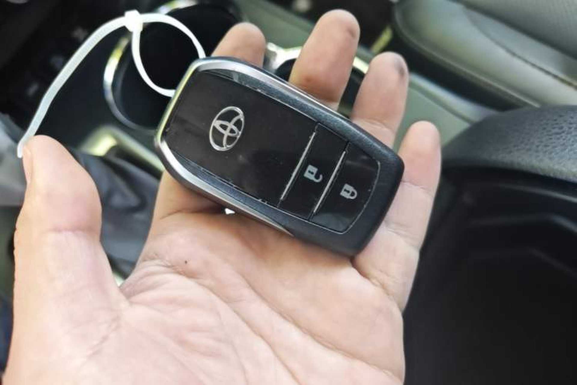 Used Toyota Highlander 2021 2.0T Four-Wheel Drive Luxury Edition 7 Seats Vehicle Key