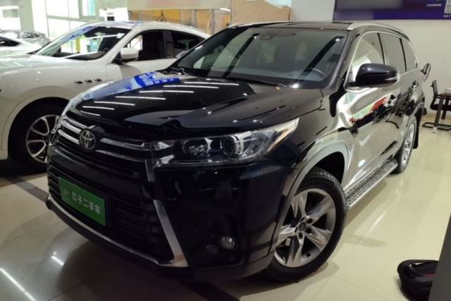 Toyota Highlander 2021 2.0T Four-Wheel Drive Prestige Version 7 Seats مستعملة