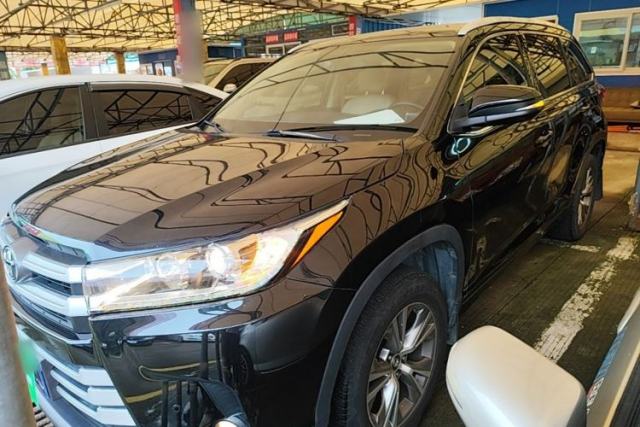Used Toyota Highlander 2021 2.0T Two-Wheel Drive Elite Version 7-Seater