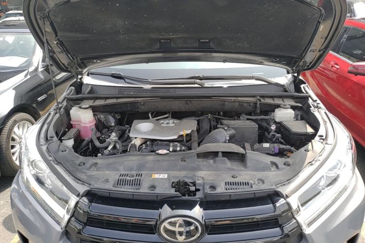 Used Toyota Highlander 2021 2.0T Two-Wheel Drive Luxury Edition 7 Seats Engine Bay
