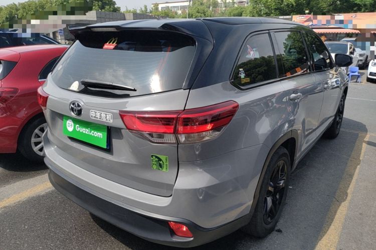 Used Toyota Highlander 2021 2.0T Two-Wheel Drive Luxury Edition 7 Seats Rear Right 45 Deg