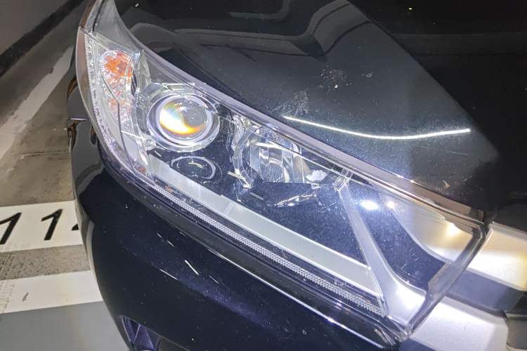 Used Toyota Highlander 2021 2.0T Four-Wheel Drive Luxury Edition 7 Seats Right Front Headlight