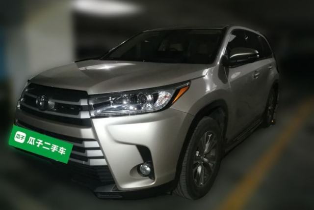 Używany Toyota Highlander 2021 2.0T Two-Wheel Drive Elite Version 7-Seater
