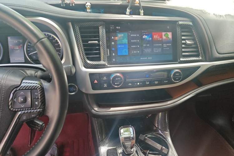 Used Toyota Highlander 2021 2.0T Four-Wheel Drive Prestige Version 7 Seats Audio And AC Panel