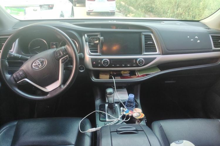 Used Toyota Highlander 2021 2.0T Four-Wheel Drive Luxury Edition 7 Seats Center Console