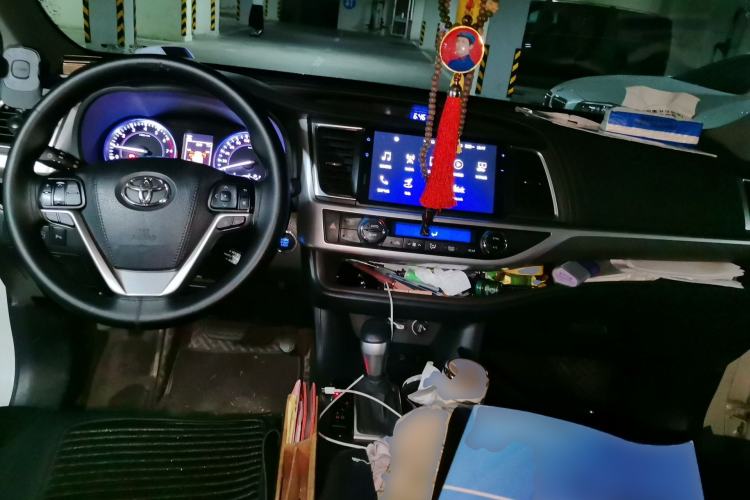 Used Toyota Highlander 2021 2.0T Four-Wheel Drive Prestige Version 7 Seats Center Console