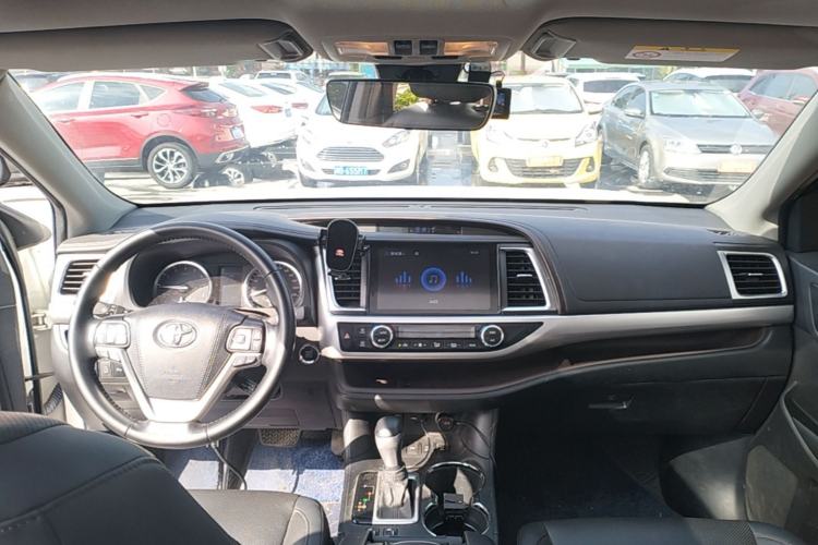 Used Toyota Highlander 2021 2.0T Four-Wheel Drive Luxury Edition 7 Seats Center Console