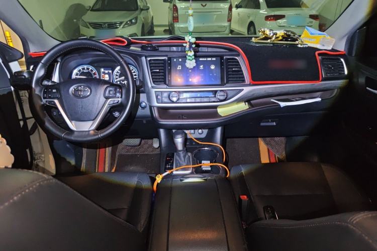 Used Toyota Highlander 2021 2.0T Four-Wheel Drive Prestige Version 7 Seats Center Console
