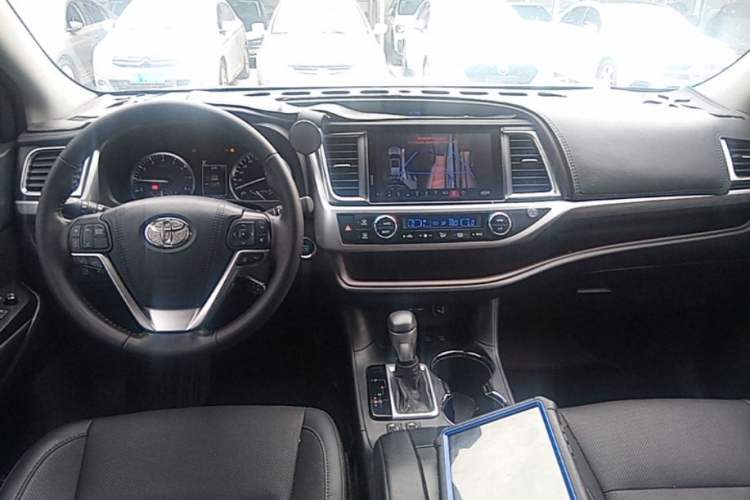Used Toyota Highlander 2021 2.0T Four-Wheel Drive Prestige Version 7 Seats Center Console