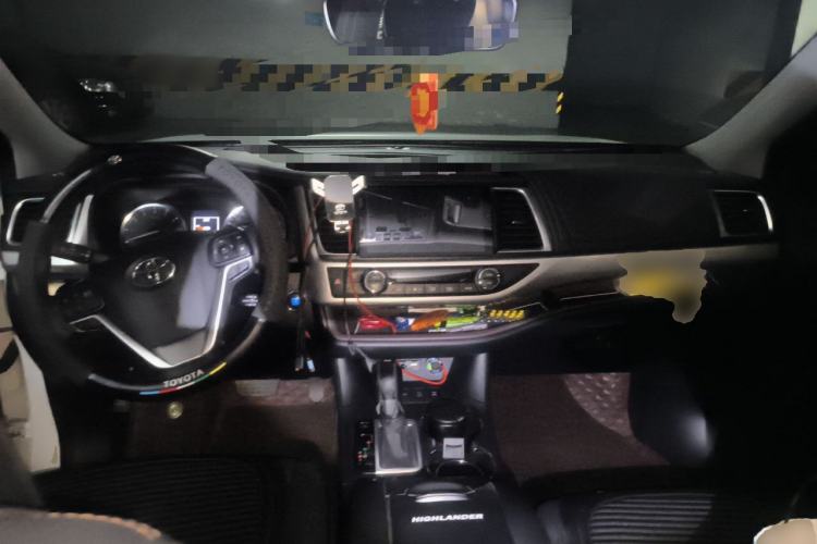 Used Toyota Highlander 2021 2.0T Four-Wheel Drive Luxury Edition 7 Seats Center Console