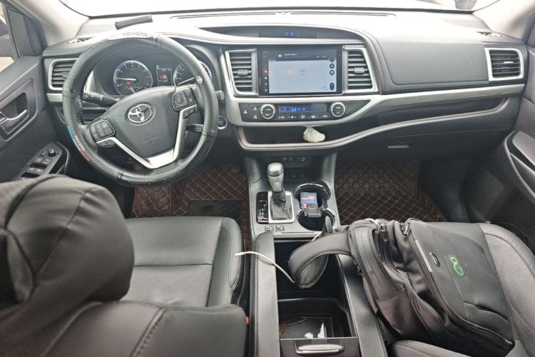 Used Toyota Highlander 2021 2.0T Four-Wheel Drive Prestige Version 7 Seats Center Console