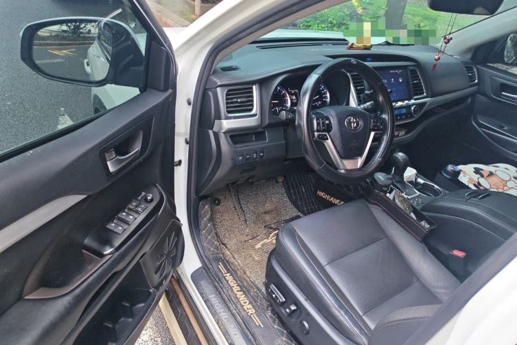 Used Toyota Highlander 2021 2.0T Four-Wheel Drive Luxury Edition 7 Seats Driver Seat