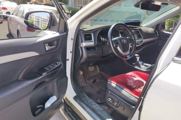 Used Toyota Highlander 2021 2.0T Four-Wheel Drive Luxury Edition 7 Seats Driver Seat