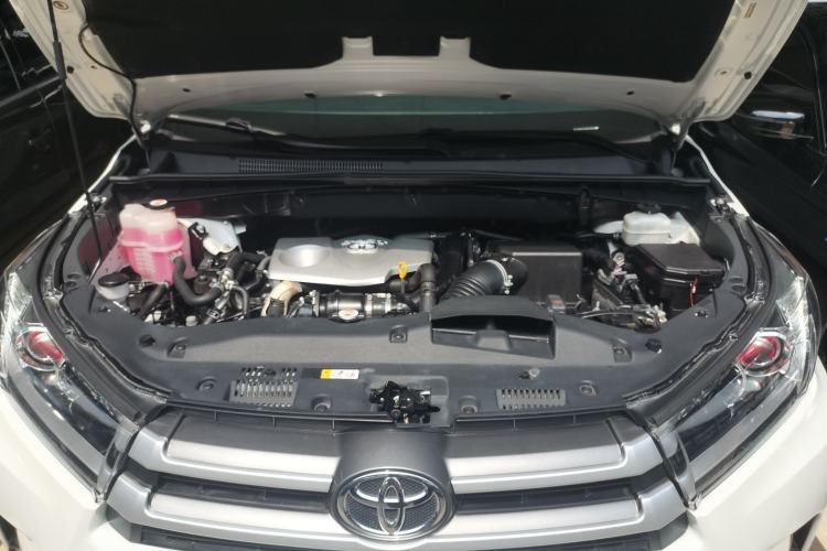 Used Toyota Highlander 2021 2.0T Four-Wheel Drive Elite Edition 7-Seater Engine Bay
