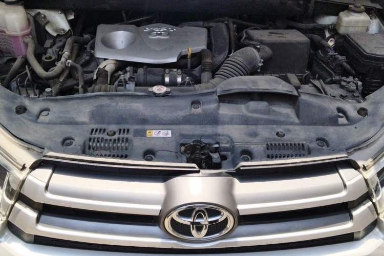 Used Toyota Highlander 2021 2.0T Four-Wheel Drive Elite Edition 7-Seater Engine Bay