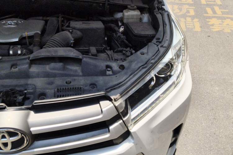 Used Toyota Highlander 2021 2.0T Four-Wheel Drive Elite Edition 7-Seater Engine Bay Left