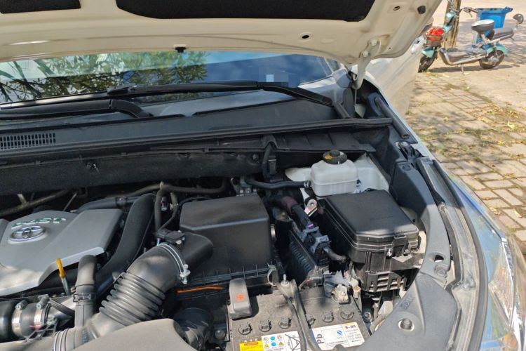 Used Toyota Highlander 2021 2.0T Four-Wheel Drive Elite Edition 7-Seater Engine Bay Left