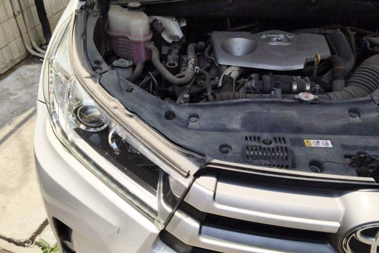 Used Toyota Highlander 2021 2.0T Four-Wheel Drive Elite Edition 7-Seater Engine Bay Right