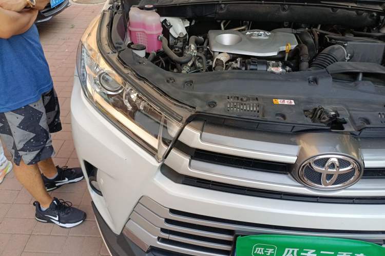 Used Toyota Highlander 2021 2.0T Four-Wheel Drive Elite Edition 7-Seater Engine Bay Right