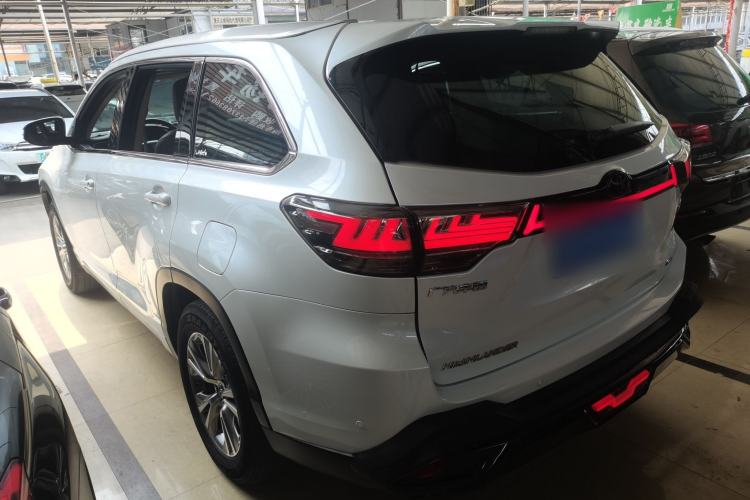Used Toyota Highlander 2021 2.0T Four-Wheel Drive Elite Edition 7-Seater Exterior 2