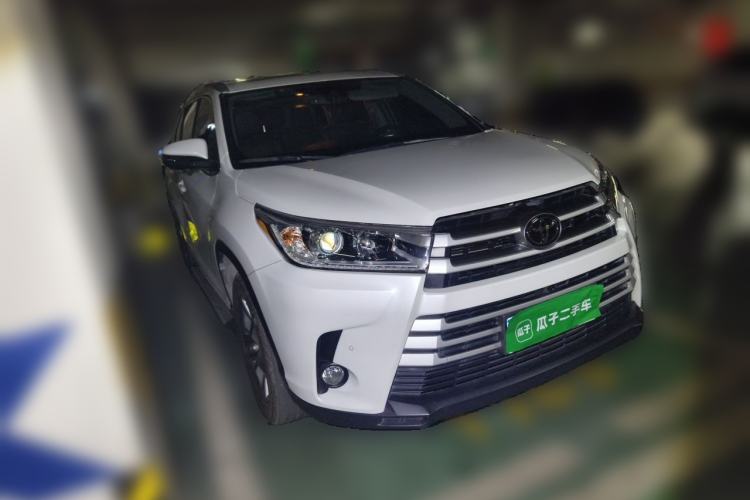 Used Toyota Highlander 2021 2.0T Four-Wheel Drive Luxury Edition 7 Seats Front Right 45 Deg