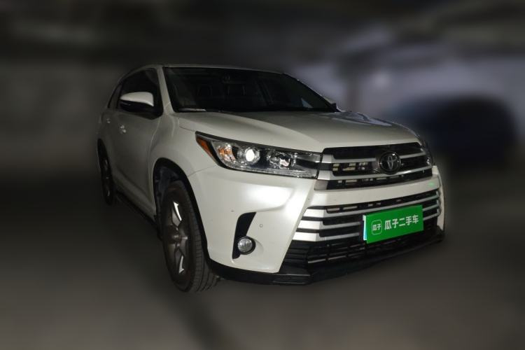 Used Toyota Highlander 2021 2.0T Four-Wheel Drive Luxury Edition 7 Seats Front Right 45 Deg