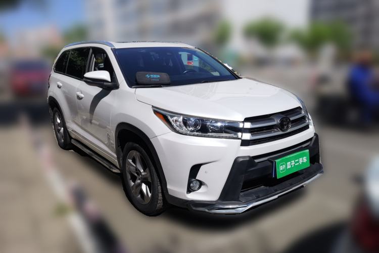 Used Toyota Highlander 2021 2.0T Four-Wheel Drive Luxury Edition 7 Seats Front Right 45 Deg