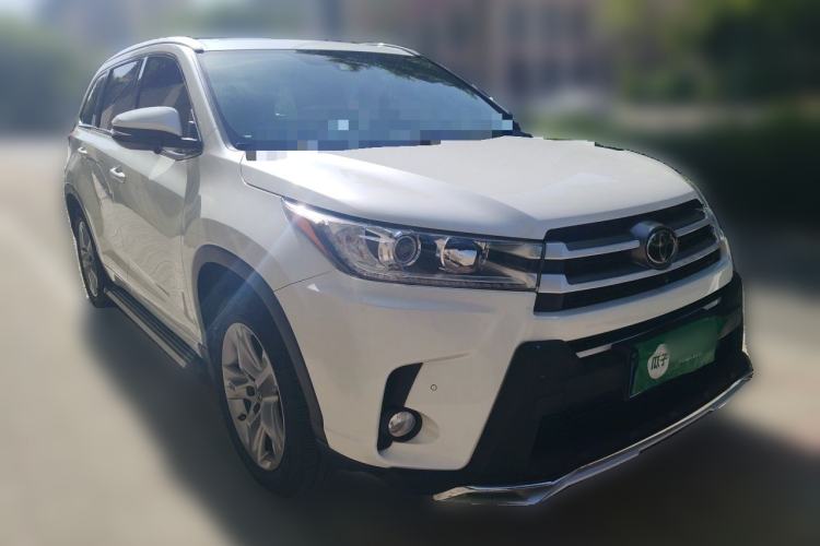 Used Toyota Highlander 2021 2.0T Four-Wheel Drive Luxury Edition 7 Seats Front Right 45 Deg