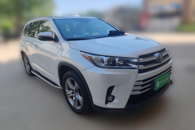 Used Toyota Highlander 2021 2.0T Four-Wheel Drive Luxury Edition 7 Seats Front Right 45 Deg