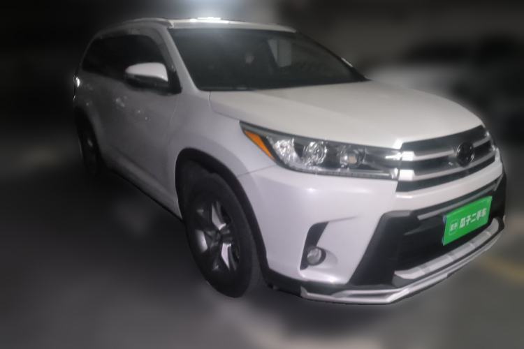 Used Toyota Highlander 2021 2.0T Four-Wheel Drive Luxury Edition 7 Seats Front Right 45 Deg