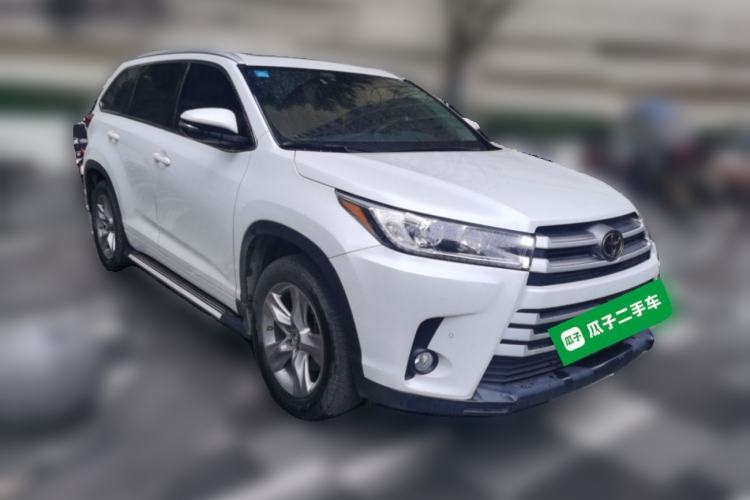 Used Toyota Highlander 2021 2.0T Four-Wheel Drive Luxury Edition 7 Seats Front Right 45 Deg