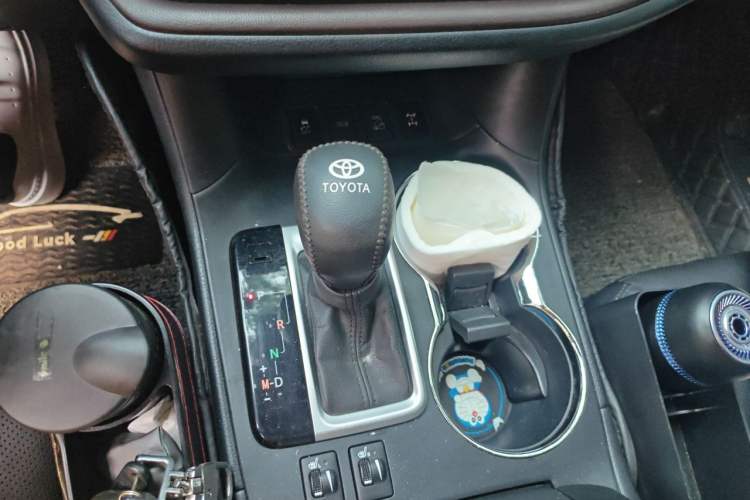 Used Toyota Highlander 2021 2.0T Four-Wheel Drive Luxury Edition 7 Seats Gear Lever