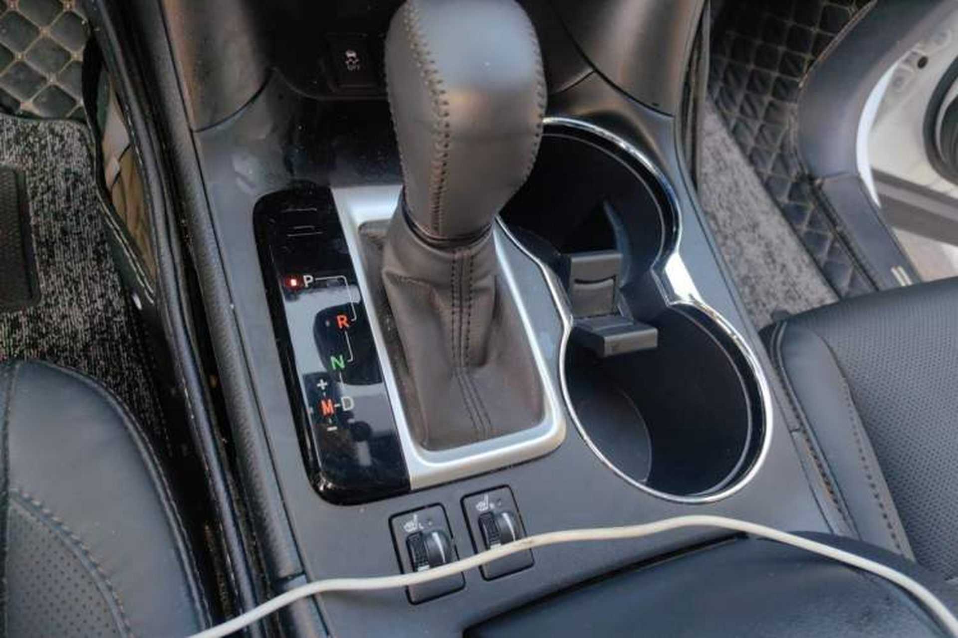 Used Toyota Highlander 2021 2.0T Four-Wheel Drive Knight Edition 7 Seats Gear Lever