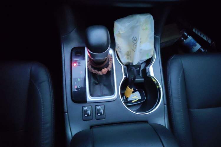 Used Toyota Highlander 2021 2.0T Four-Wheel Drive Luxury Edition 7 Seats Gear Lever