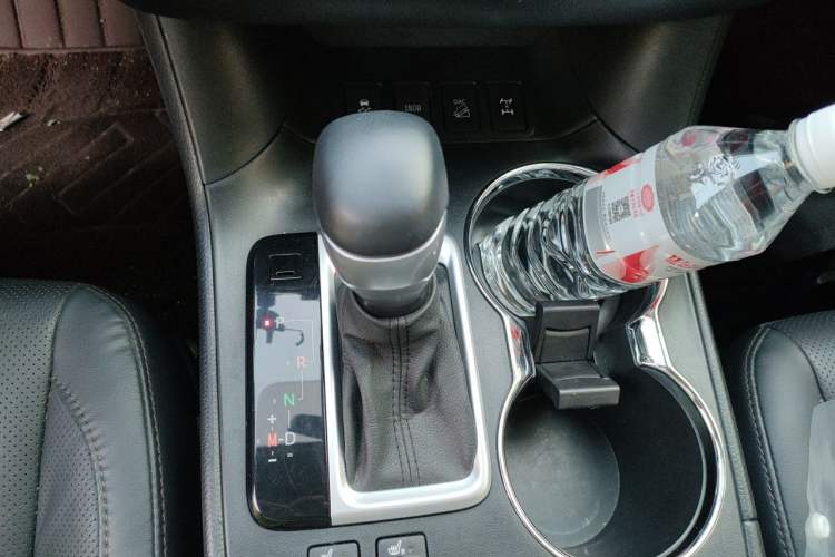 Used Toyota Highlander 2021 2.0T Four-Wheel Drive Luxury Edition 7 Seats Gear Lever