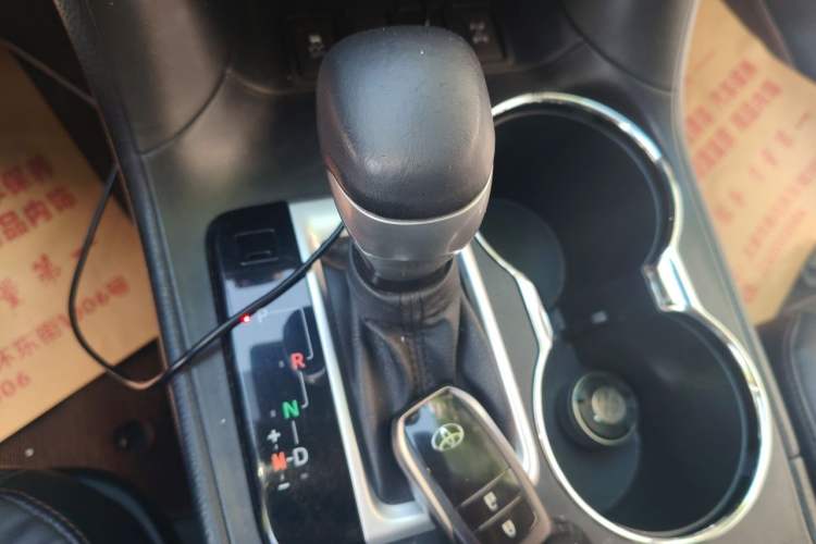 Used Toyota Highlander 2021 2.0T Four-Wheel Drive Luxury Edition 7 Seats Gear Lever