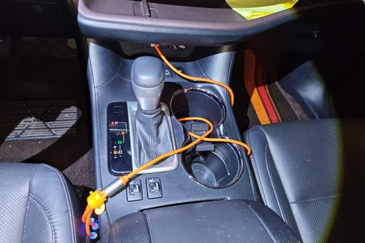 Used Toyota Highlander 2021 2.0T Four-Wheel Drive Prestige Version 7 Seats Gear Lever