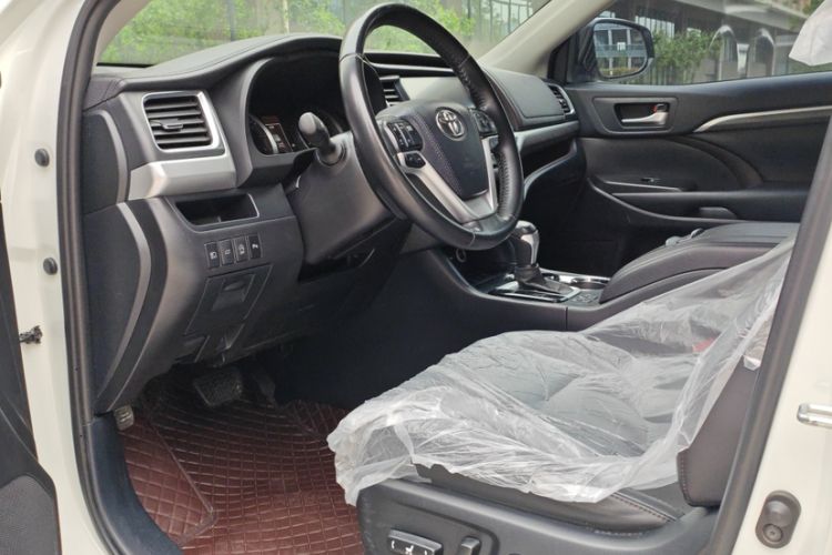Used Toyota Highlander 2021 2.0T Four-Wheel Drive Prestige Version 7 Seats Gear Lever