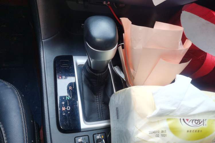 Used Toyota Highlander 2021 2.0T Four-Wheel Drive Luxury Edition 7 Seats Gear Lever