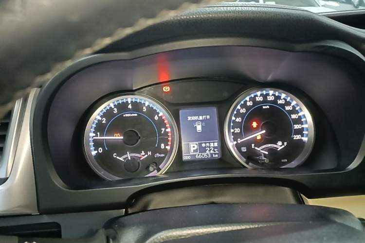 Used Toyota Highlander 2021 2.0T Four-Wheel Drive Elite Edition 7-Seater Instrument Cluster