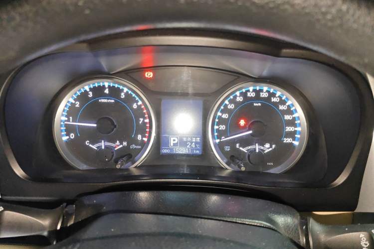 Used Toyota Highlander 2021 2.0T Four-Wheel Drive Elite Edition 7-Seater Instrument Cluster