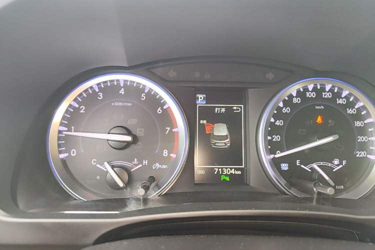 Used Toyota Highlander 2021 2.0T Two-Wheel Drive Luxury Edition 7 Seats Instrument Cluster