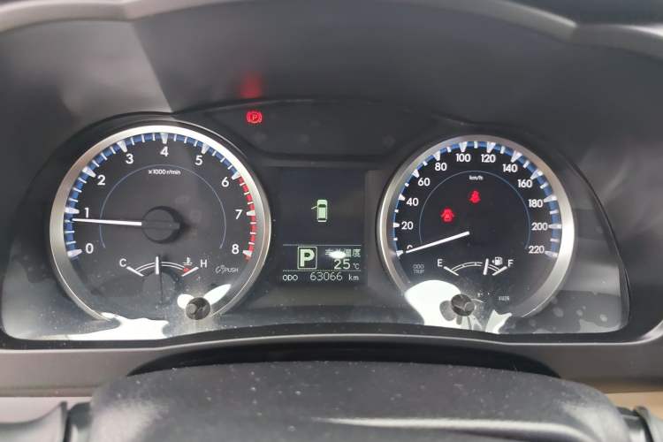 Used Toyota Highlander 2021 2.0T Two-Wheel Drive Elite Version 7-Seater Instrument Cluster