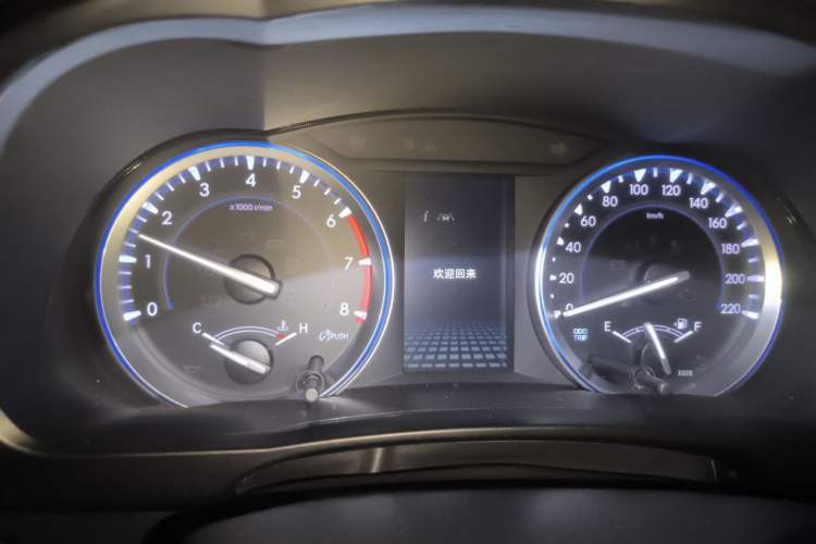 Used Toyota Highlander 2021 2.0T Four-Wheel Drive Luxury Edition 7 Seats Instrument Cluster