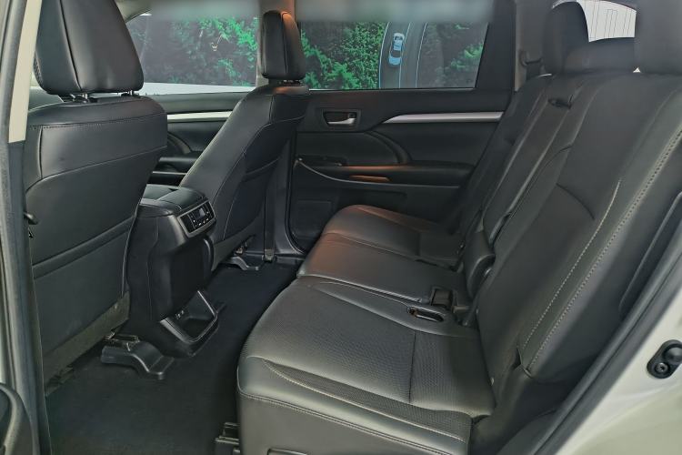 Used Toyota Highlander 2021 2.0T Four-Wheel Drive Luxury Edition 7 Seats Interior 6