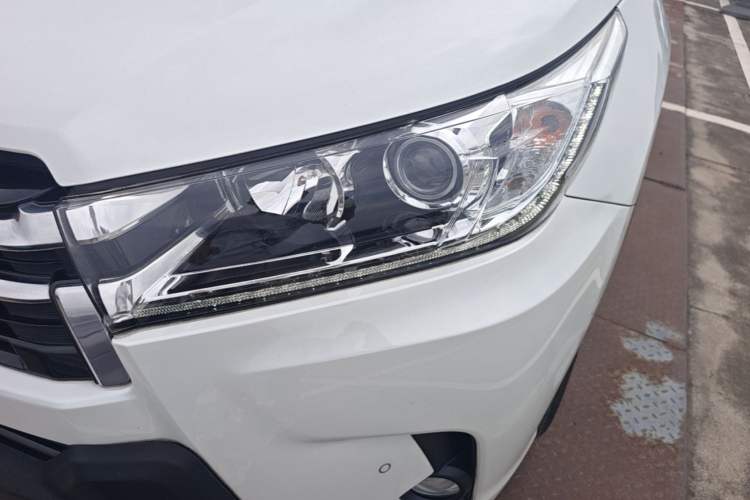 Used Toyota Highlander 2021 2.0T Four-Wheel Drive Prestige Version 7 Seats Left Front Headlight
