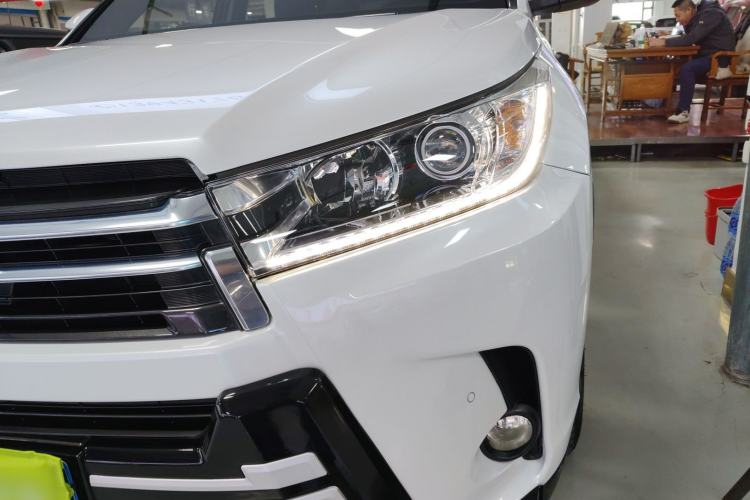 Used Toyota Highlander 2021 2.0T Four-Wheel Drive Prestige Version 7 Seats Left Front Headlight